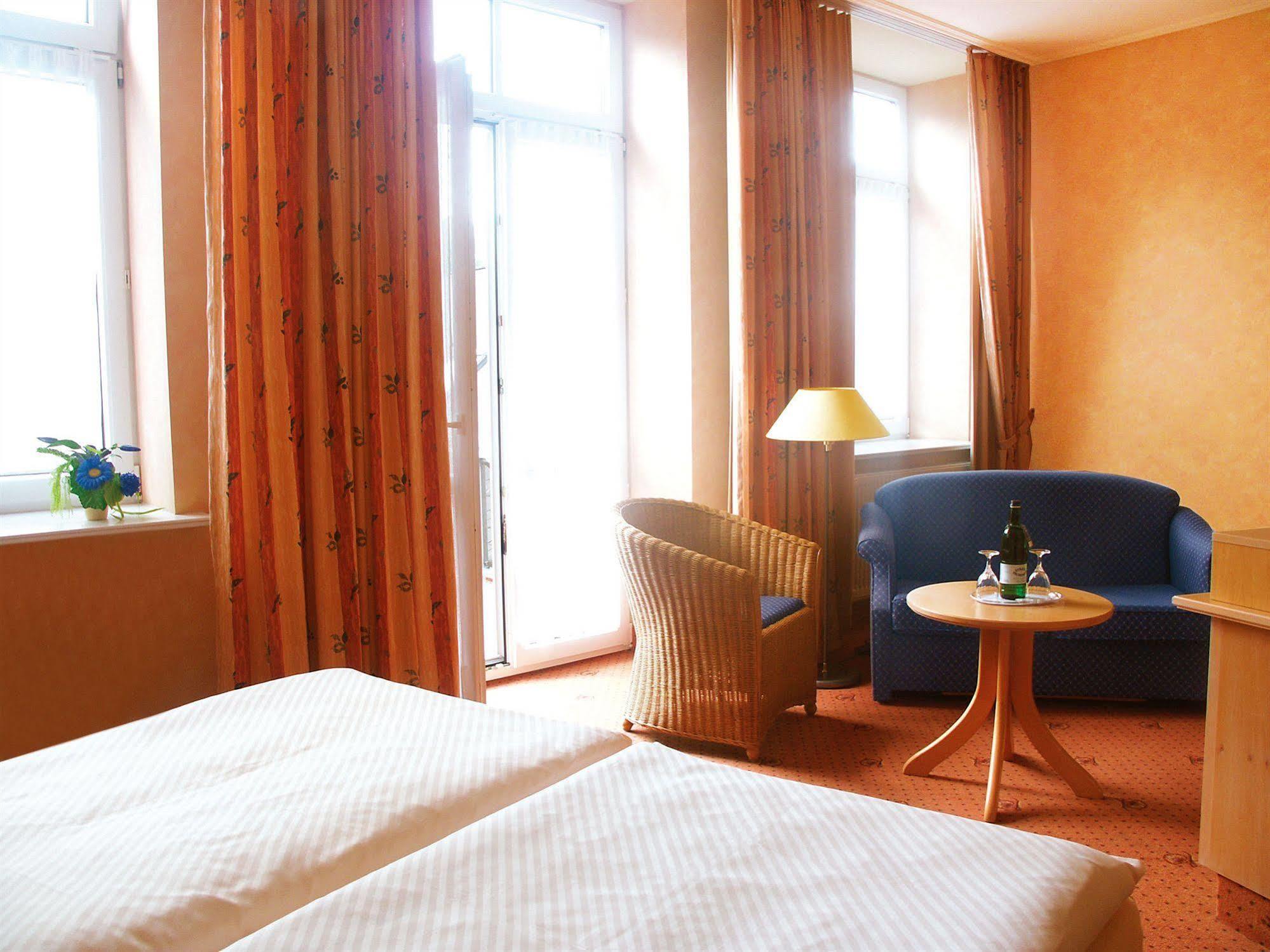 Be Bio Hotel Be Active - Naehe Historischer Hafen Tönning Εξωτερικό φωτογραφία